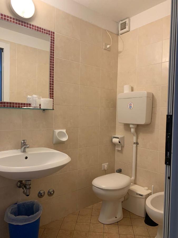 Hotel Villa Isola Rimini Dış mekan fotoğraf